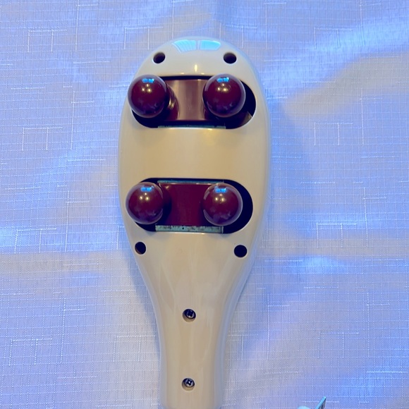 AcuVibe Pro Model Vibrating Massager Curved 2 - Picture 2 of 9